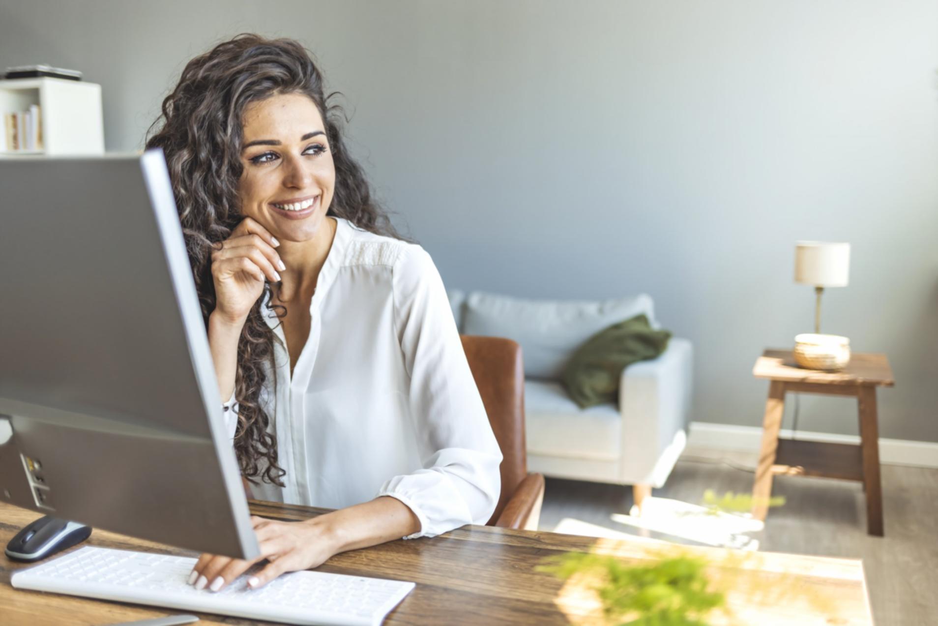 Workshop-Teilnehmer bei praktischen SEO-Übungen